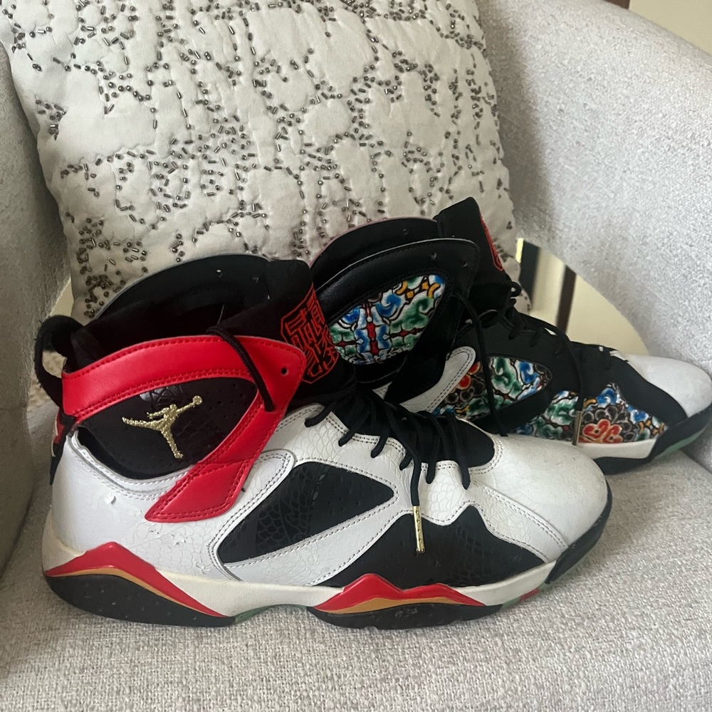 Air Jordan Retro 7